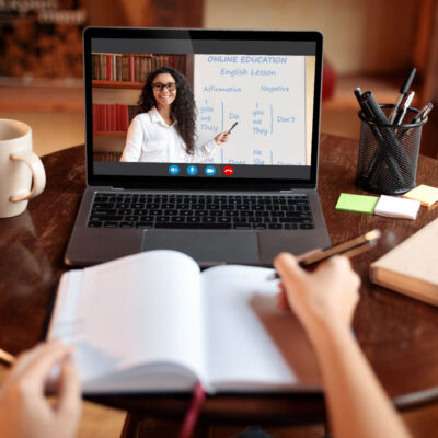 Lifelong Learning in the EdTech Era: Personal Growth Beyond the Classroom